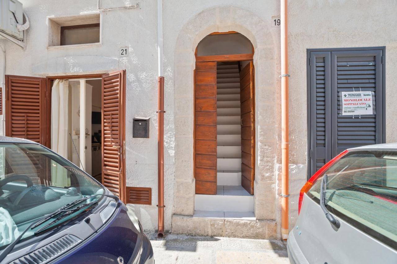 Tiny House 21 Bright Aparment Lägenhet Polignano a Mare Exteriör bild